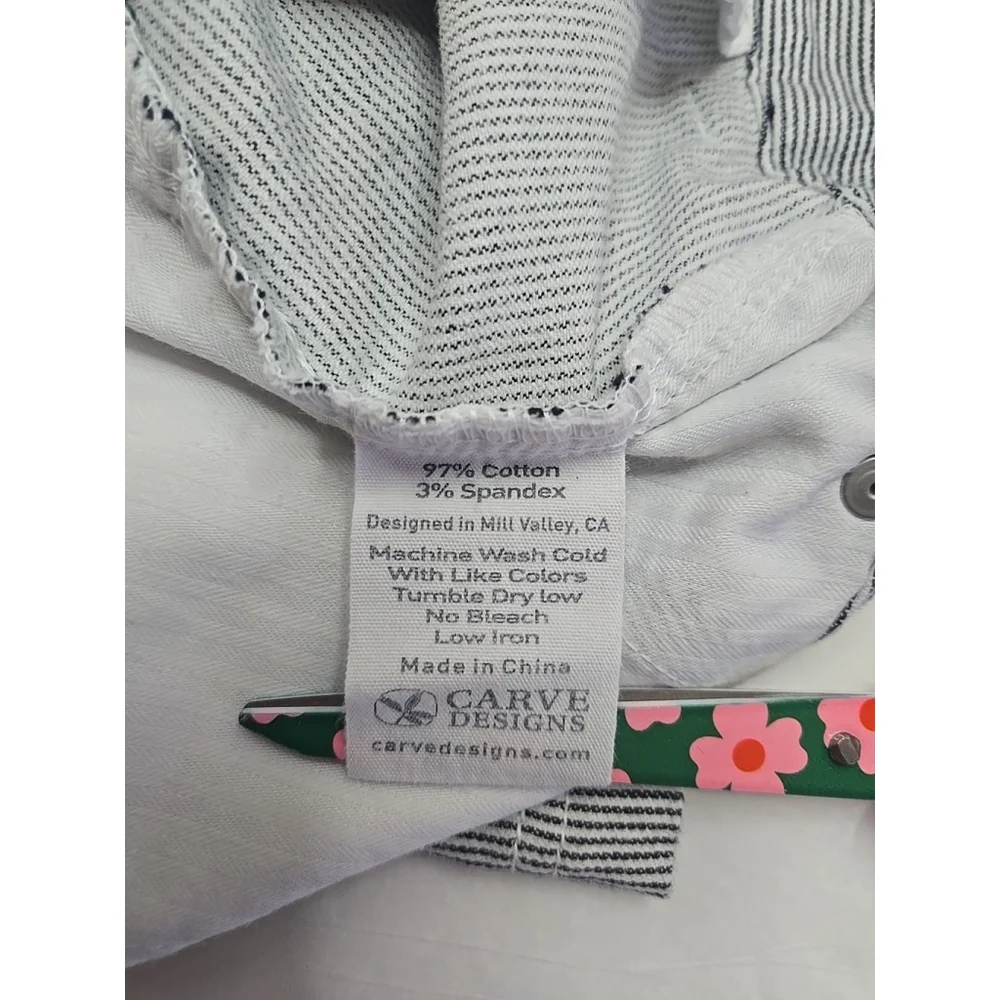 Carve Designs Seersucker Stripe Shorts Blue White Mid Rise Summer 4 - Picture 4 of 10